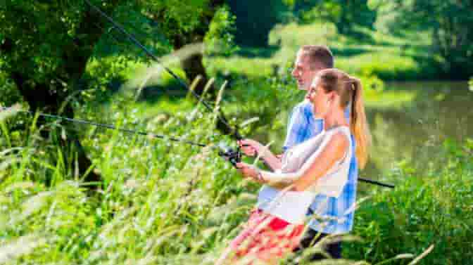 is kayak fishing better than bank fishing