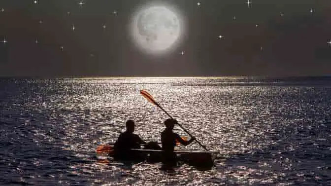 can you kayak at night in Florida